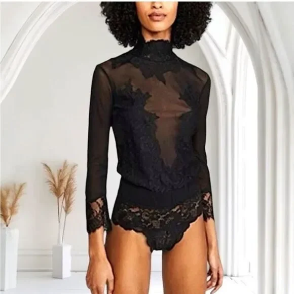 Free People x Take HAH
Bow Reversible Bodysuit in
Black size Large - Picture 4 of 12